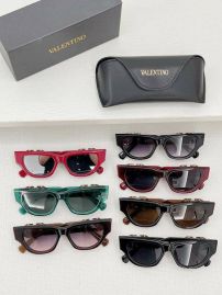 Picture of Valentino Sunglasses _SKUfw46772014fw